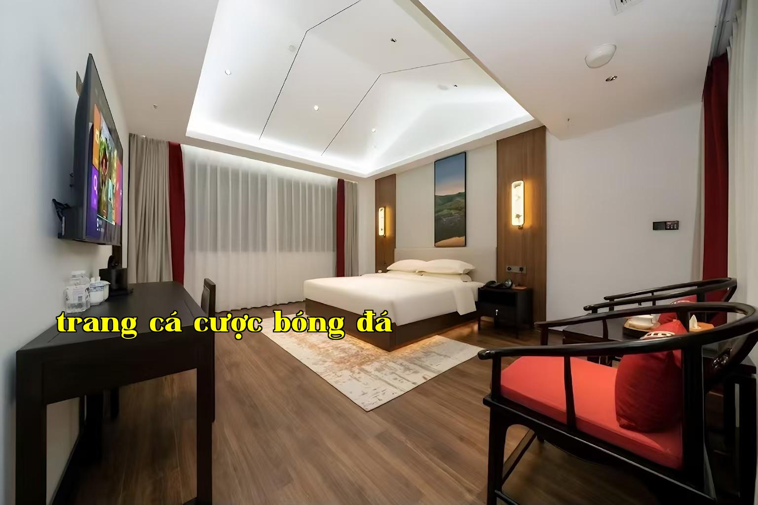 Phòng giường lớn làng cổ Đắc Mỹ